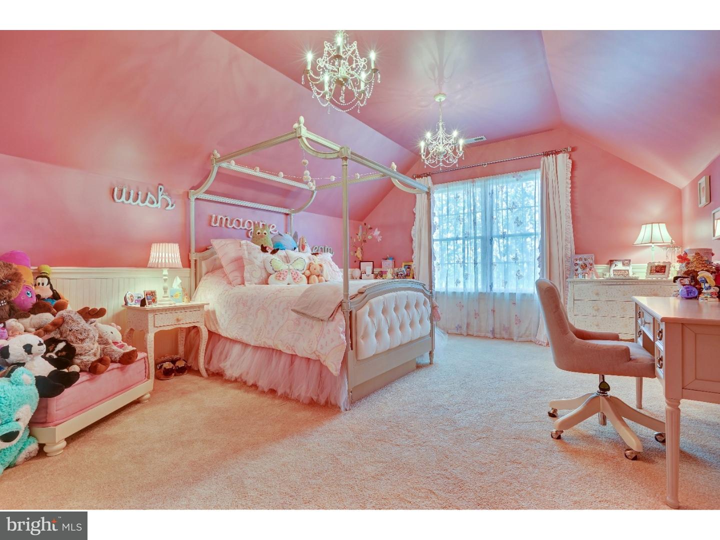 7 Ridgeview Way Allentown, NJ 08501 - Photo 16 of 25 Bedroom 2