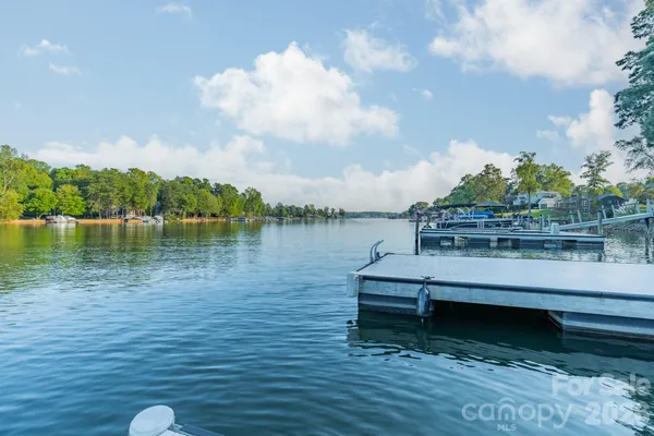 $2,399,000 | 165 Woodstream Circle, Mooresville, NC 28117
