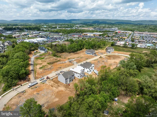 $663,051 | 100 Hidden Springs Drive, Unit SAVANNAH, Mechanicsburg, PA 17050