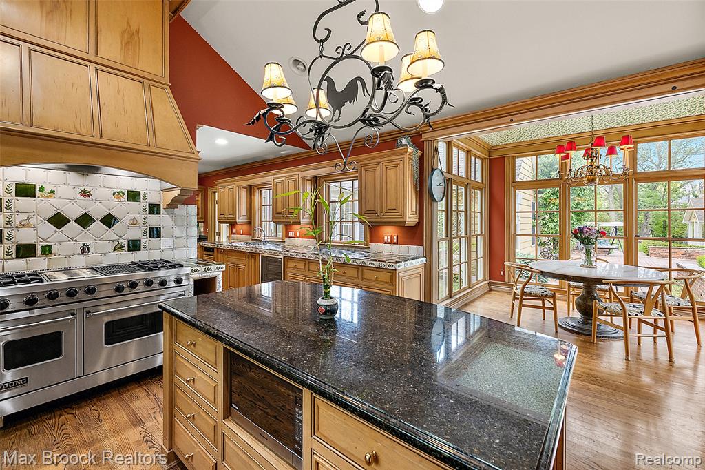 760 Lone Pine Road Bloomfield Hills, MI 48304 - Photo 13 of 65