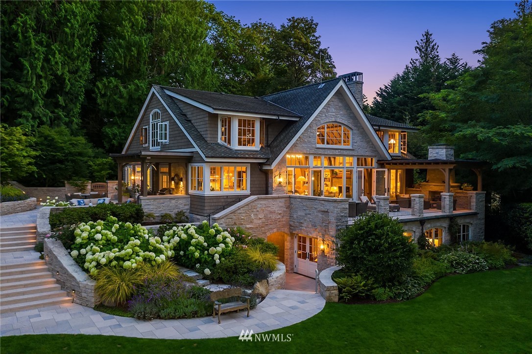 8802 & 8804 Spargur Loop Road Northeast Bainbridge Island, WA 98110 - Photo 1 of 40 Gallery Image 1