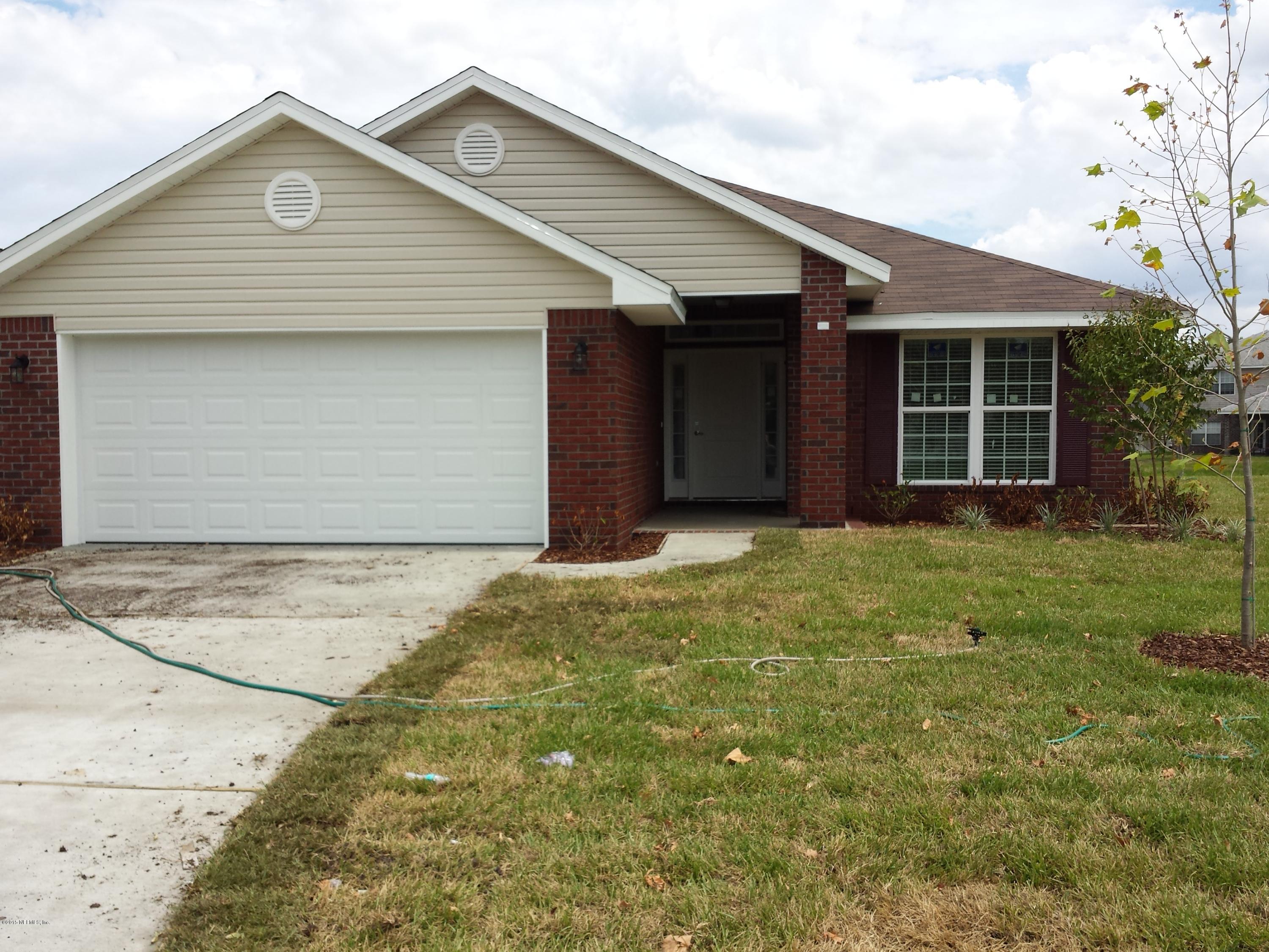 5738 Round Table Road Jacksonville, FL 32254 - Photo 1 of 16 Front