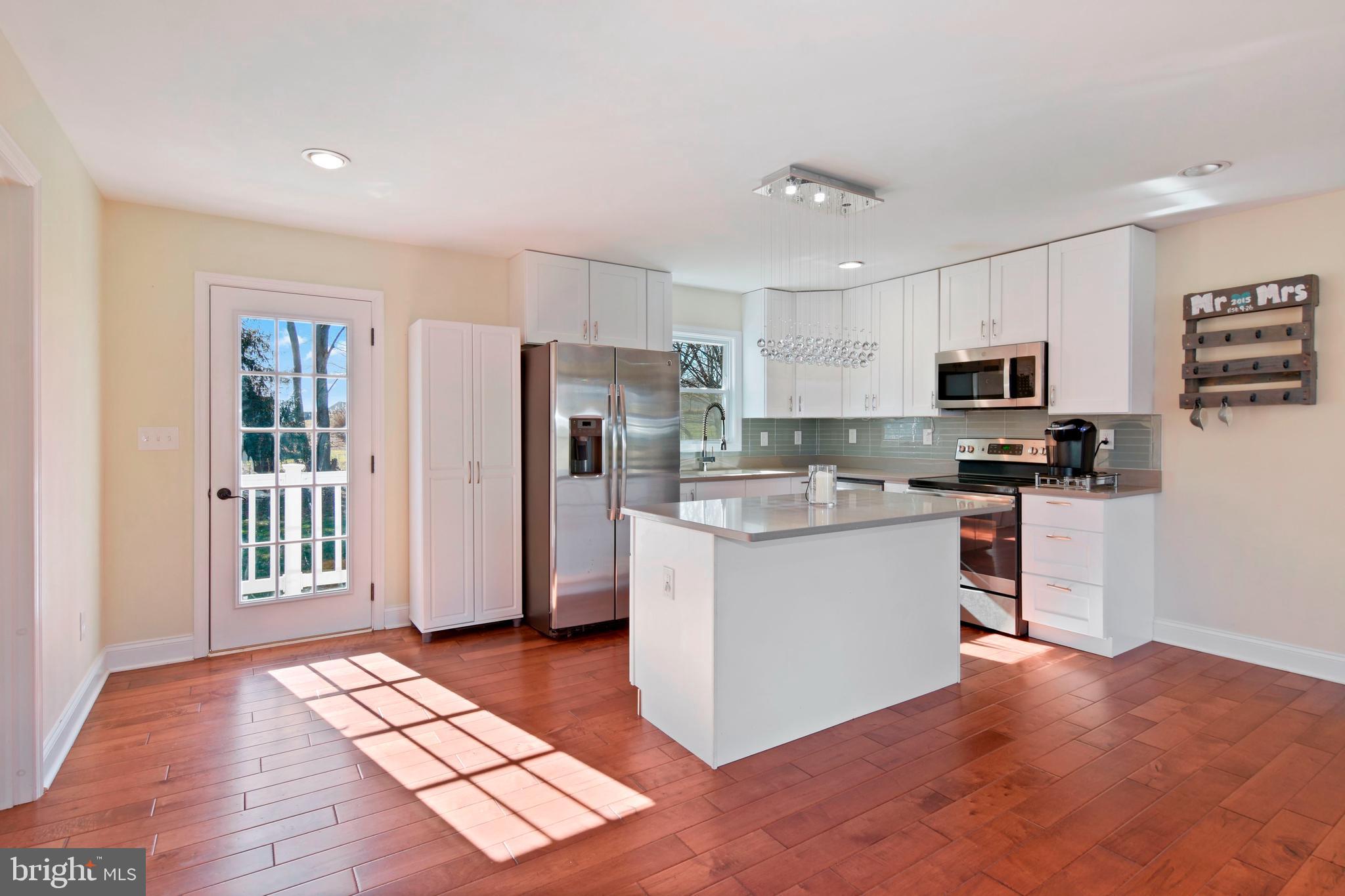 16221 Frederick Road Woodbine, MD 21797 - Photo 11 of 40 Kitchen