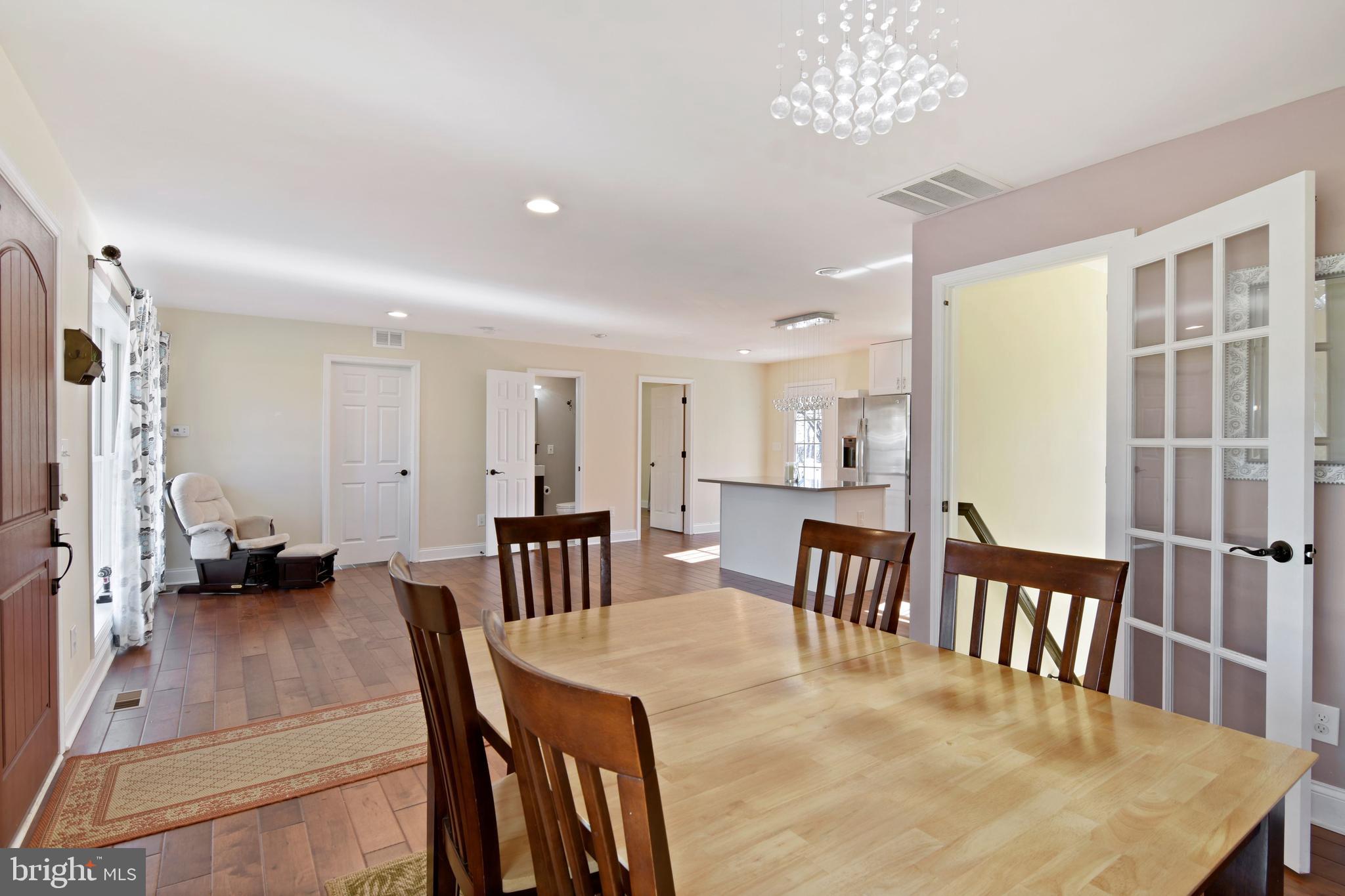 16221 Frederick Road Woodbine, MD 21797 - Photo 8 of 40 Dining Room