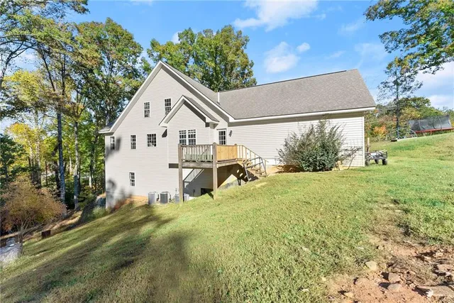 $875,000 | 125 Rainbow Circle, Cleveland, GA 30528