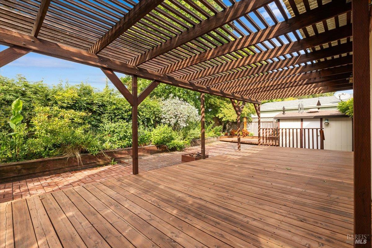 300 Stony Point Road, Unit 105 Petaluma, CA 94952 - Photo 38 of 43 Gallery Image 38