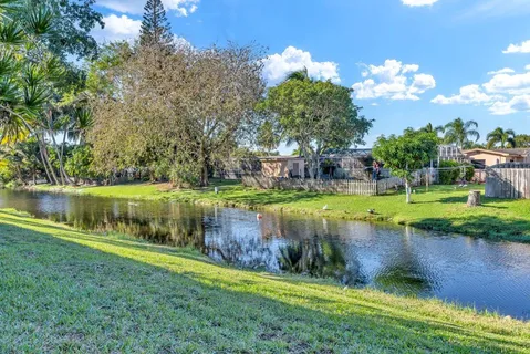 $115,000 | 461 Northwest 76th Avenue, Unit 106, Margate, FL 33063