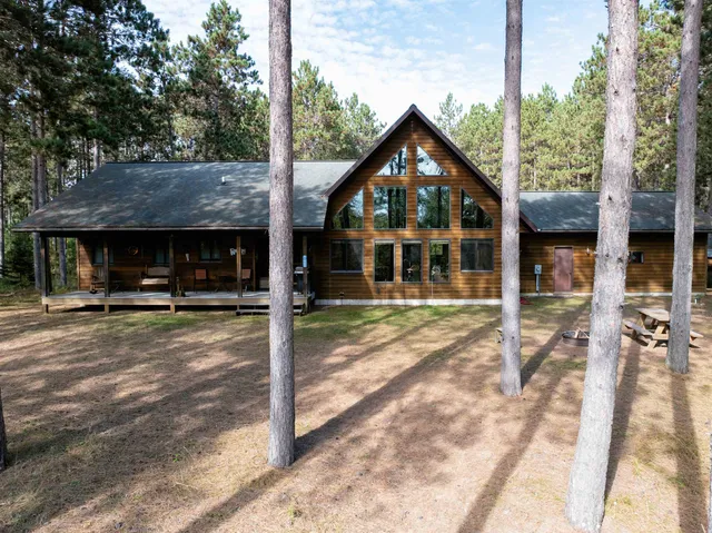 $489,000 | 13672 East Short Road, Gordon, WI 54838