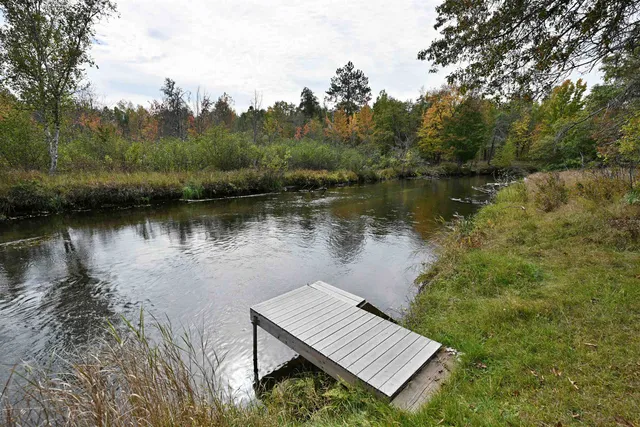 $489,000 | 13672 East Short Road, Gordon, WI 54838