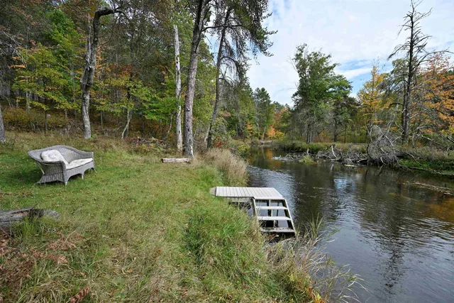 $489,000 | 13672 East Short Road, Gordon, WI 54838