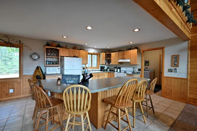 $489,000 | 13672 East Short Road, Gordon, WI 54838