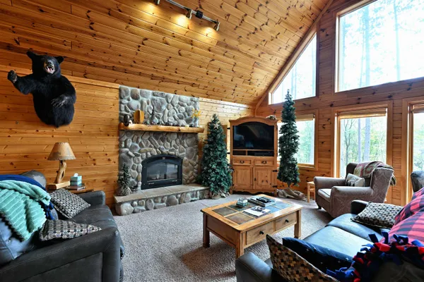 $441,000 | 13672 East Short Road, Gordon, WI 54838