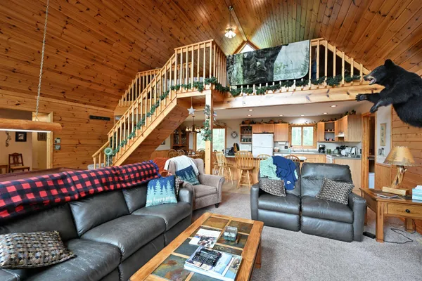 $441,000 | 13672 East Short Road, Gordon, WI 54838