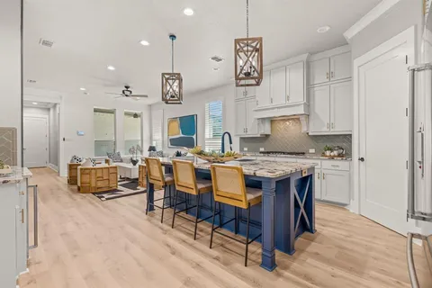 $950,000 | 5500 Collinwood Avenue, Fort Worth, TX 76107