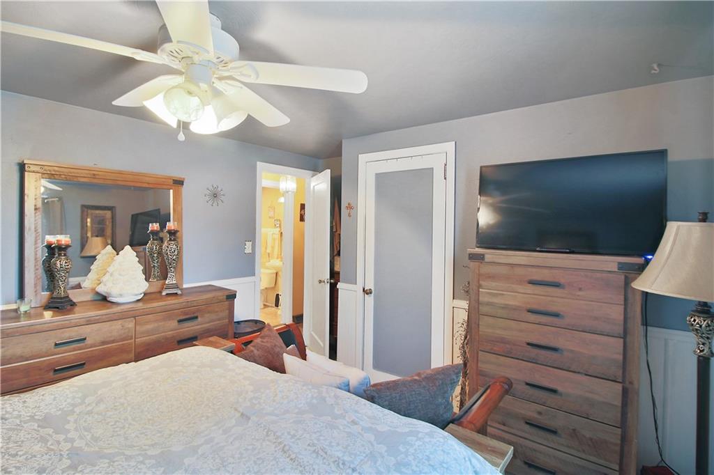 2026 McKinney Road Monroeville, PA 15146 - Photo 12 of 24