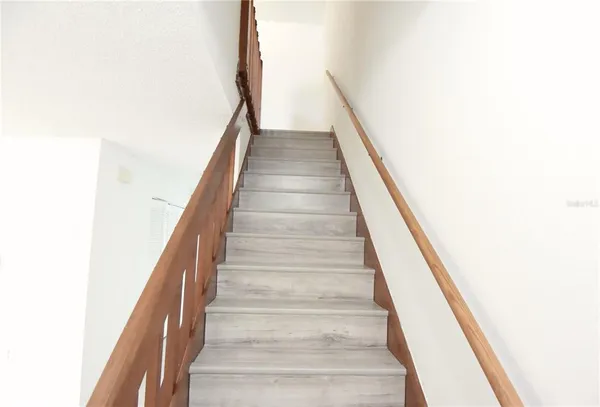 $1,950 | 935 Sunridge Way, Unit B4, Sarasota, FL 34234