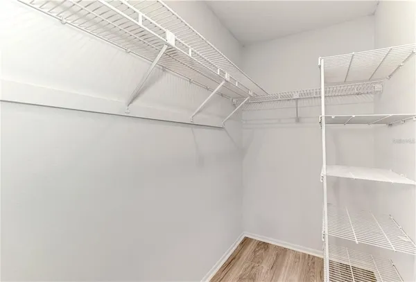 $1,950 | 935 Sunridge Way, Unit B4, Sarasota, FL 34234