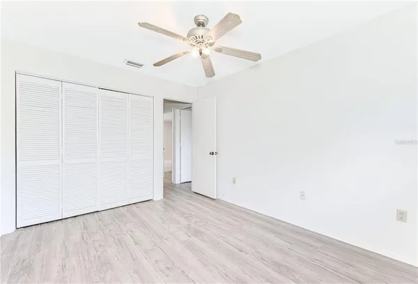 $1,950 | 935 Sunridge Way, Unit B4, Sarasota, FL 34234