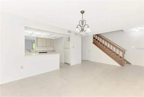 $1,950 | 935 Sunridge Way, Unit B4, Sarasota, FL 34234