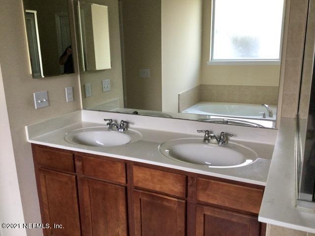 2992 Captiva Bluff Road South Jacksonville, FL 32226 - Photo 14 of 39 p25