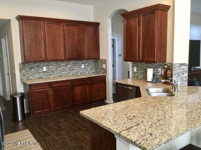 2992 Captiva Bluff Road South Jacksonville, FL 32226 - Photo 6 of 39 p19