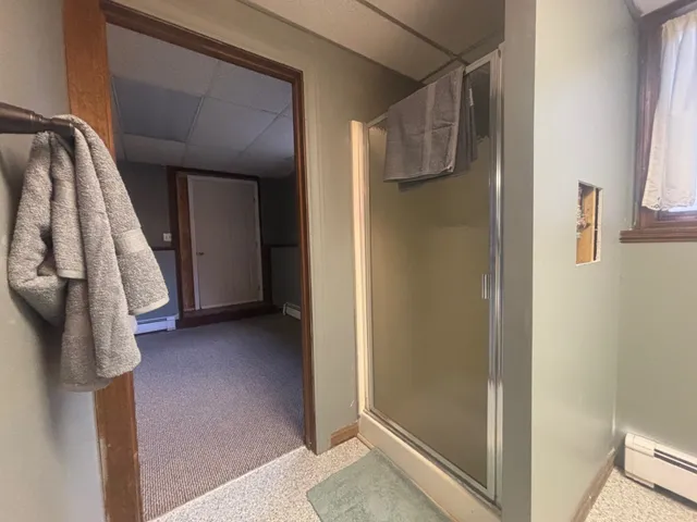 $1,650 | 366 Old Lake Shore Road, Unit B, Gilford, NH 03249