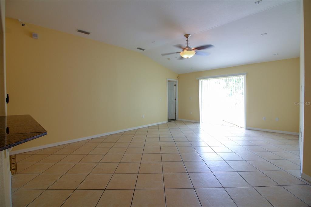 1702 Holton Road Lakeland, FL 33810 - Photo 7 of 25