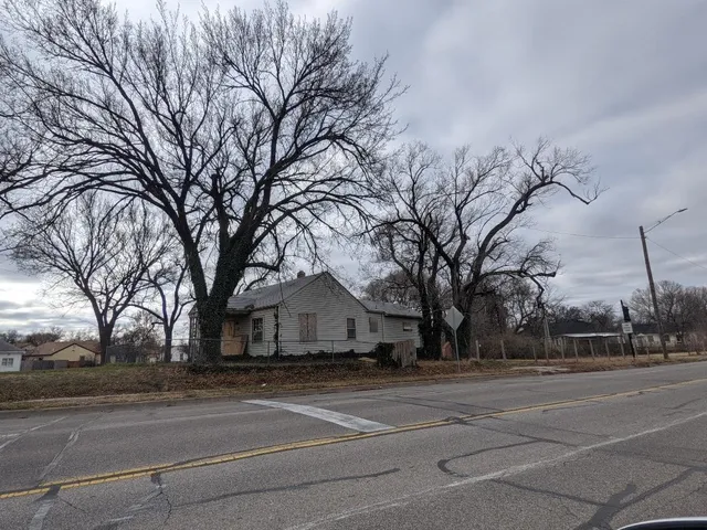 $78,900 | 3810 West 9th Street North, Wichita, KS 67203