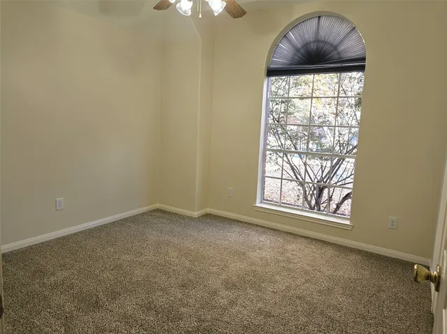 $2,250 | 2121 Crimson Lake Lane, League City, TX 77573