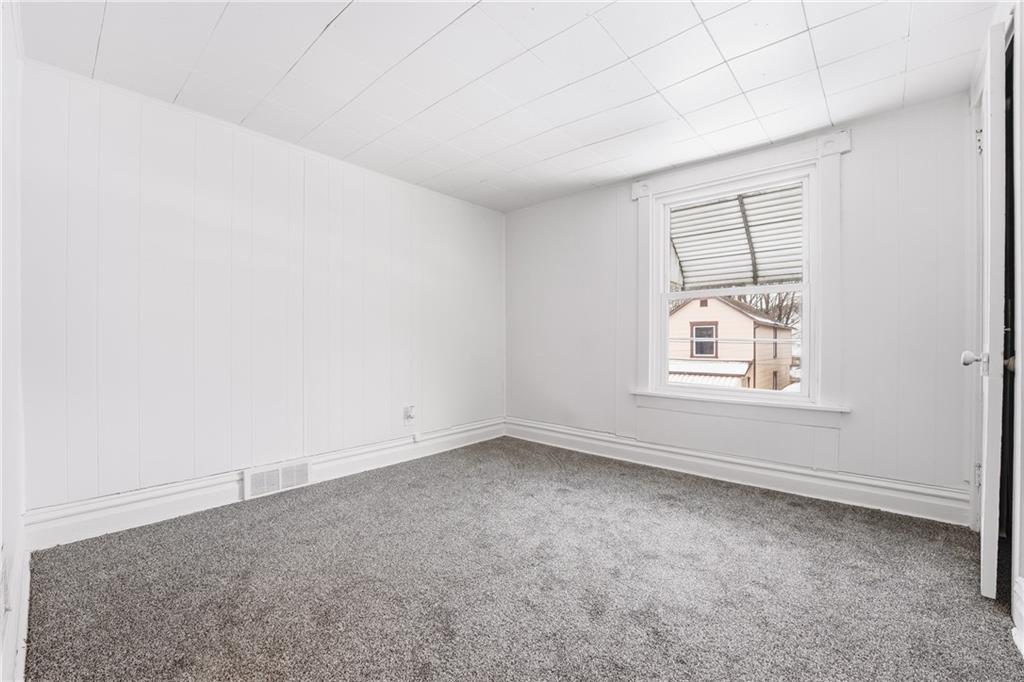 315 Mitchell Avenue Butler, PA 16001 - Photo 14 of 19 an empty room with a window