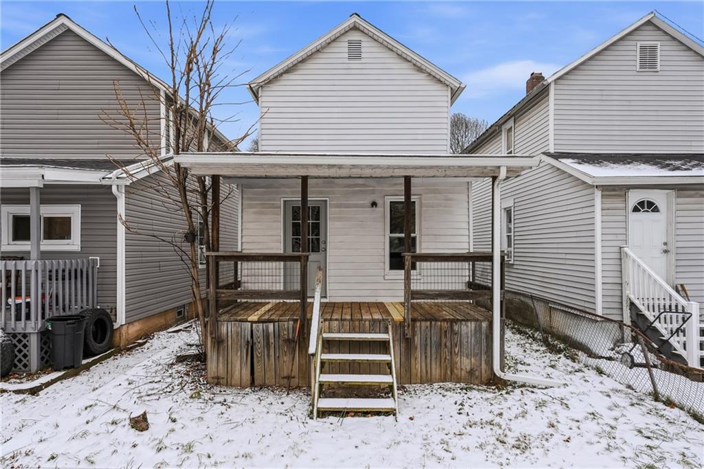 315 Mitchell Avenue Butler, PA 16001 - Photo 18 of 19 a front view of a house with a yard