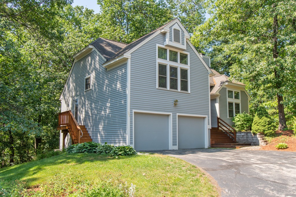 302 Fox Run Road, Unit 302 Hudson, NH 03051 - Photo 1 of 29