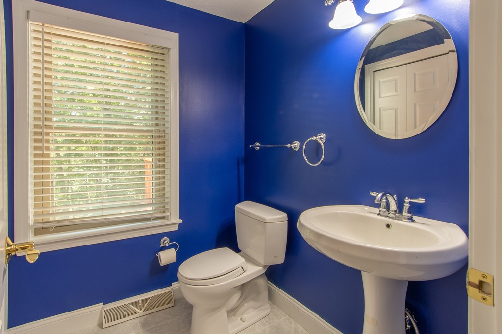 302 Fox Run Road, Unit 302 Hudson, NH 03051 - Photo 11 of 29