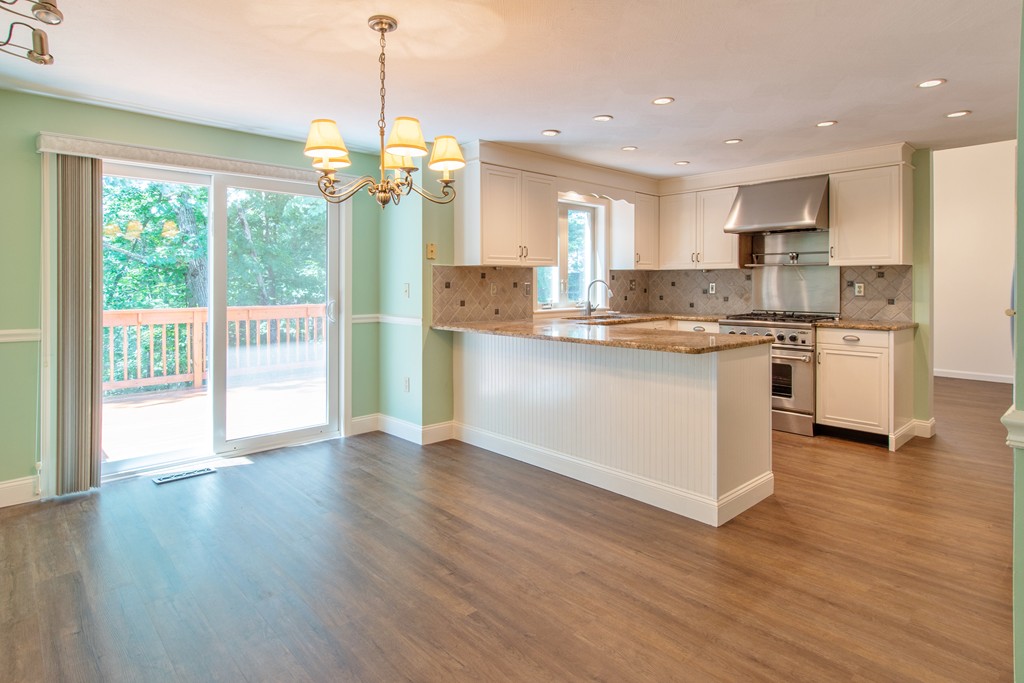 302 Fox Run Road, Unit 302 Hudson, NH 03051 - Photo 10 of 29