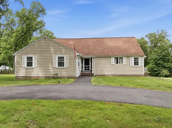 $1,099,000 | 505 Lowell Street, Lynnfield, MA 01940