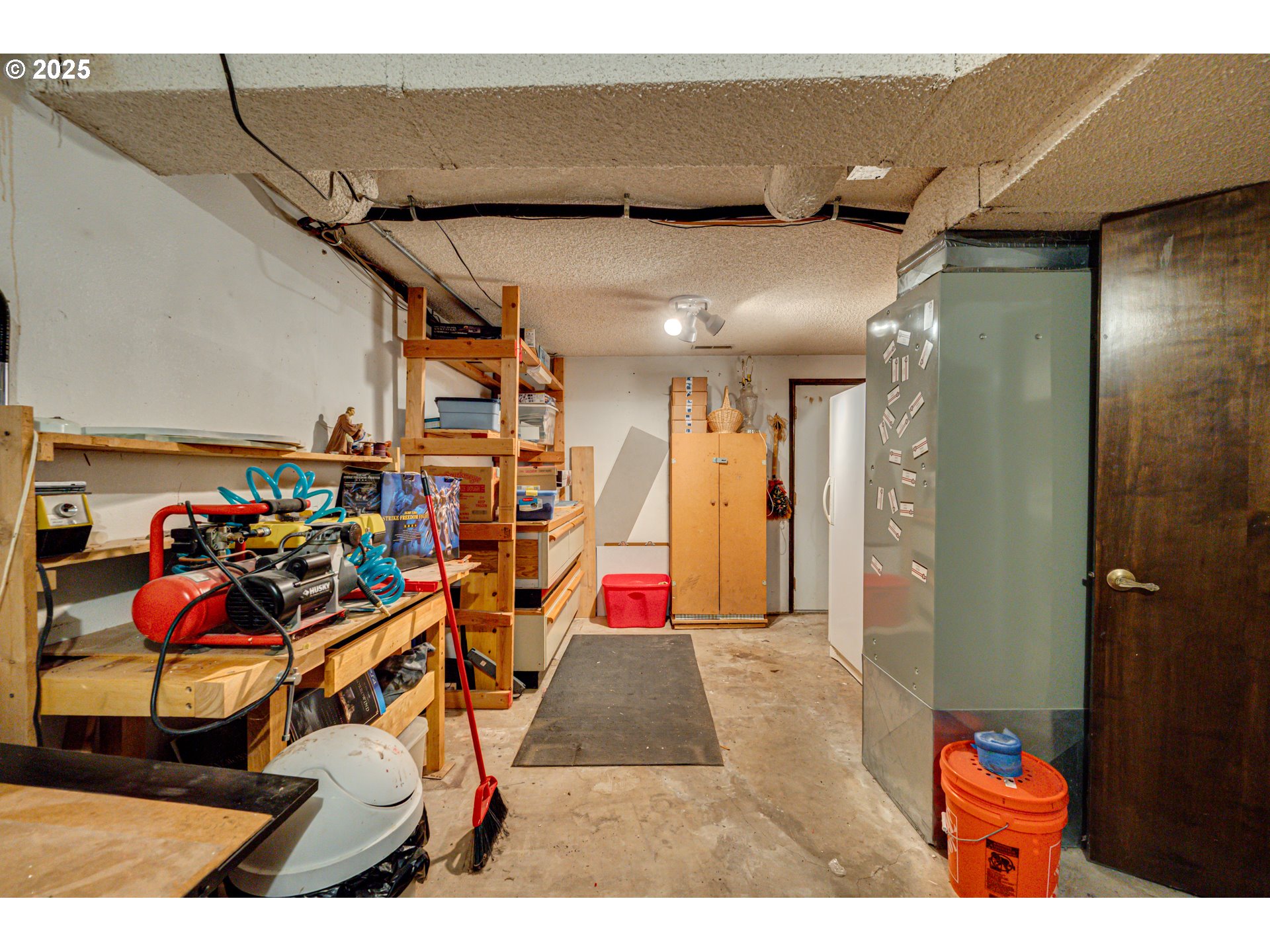 1415 Cloverdale Road Kalama, WA 98625 - Photo 27 of 39 a view of gym