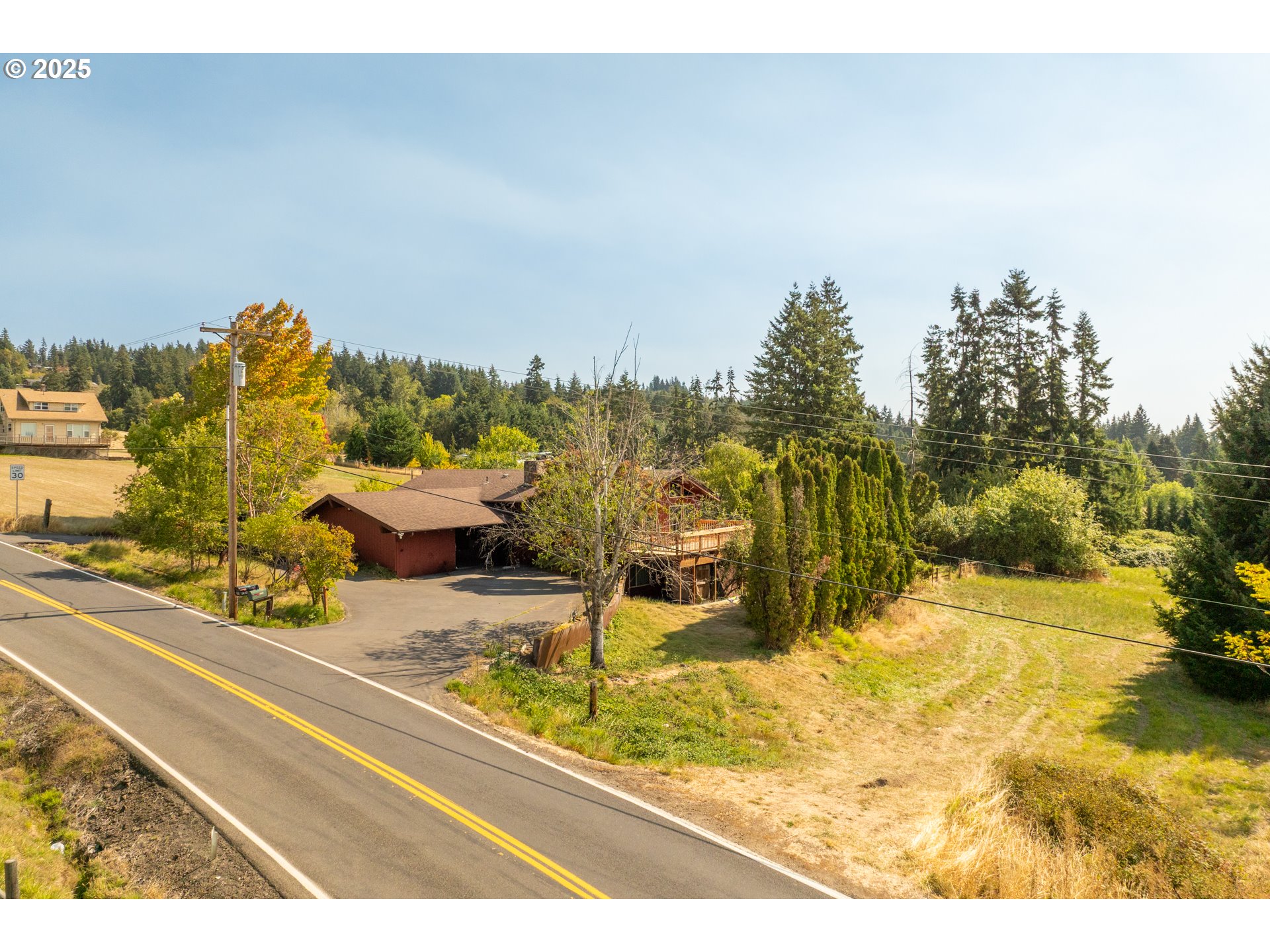1415 Cloverdale Road Kalama, WA 98625 - Photo 34 of 39 a view of a swimming pool with an ocean view