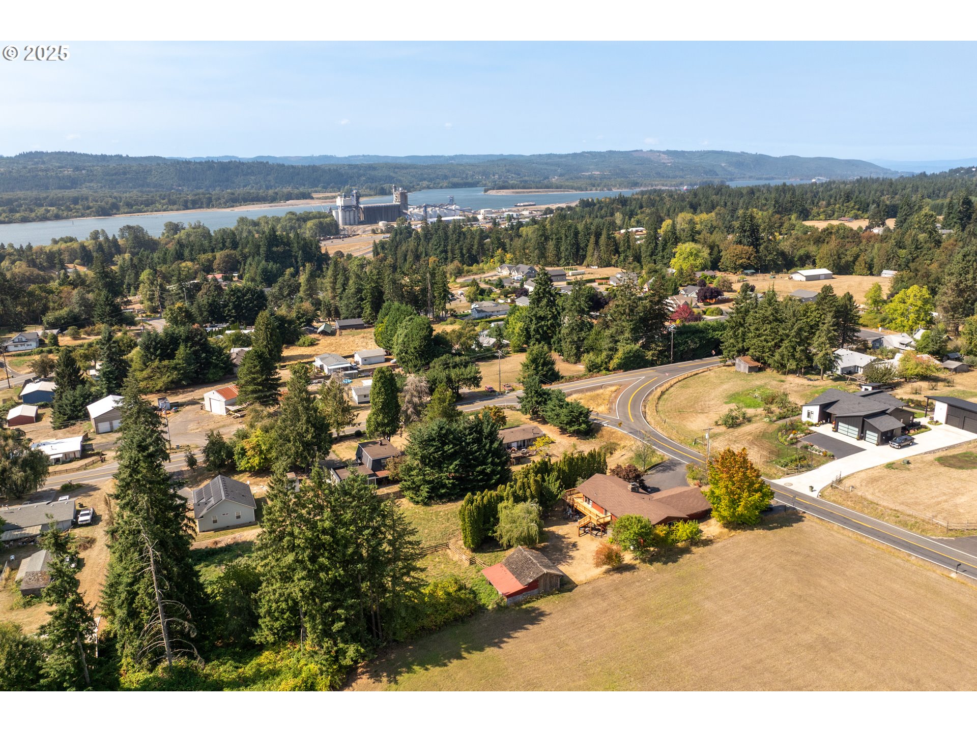 1415 Cloverdale Road Kalama, WA 98625 - Photo 39 of 39 a view of a city