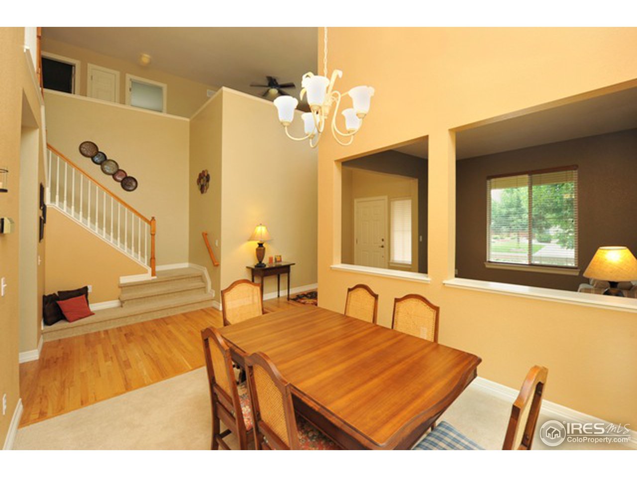 609 Americana Road Longmont, CO 80504 - Photo 6 of 25 dining room