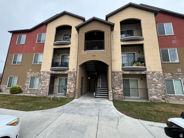 $325,000 | 308 South 740 West, Unit 304, Pleasant Grove, UT 84062