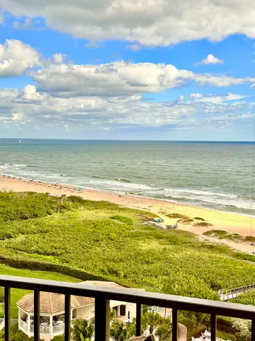 $7,500 | 2800 North Ocean Drive, Unit B14D, Riviera Beach, FL 33404