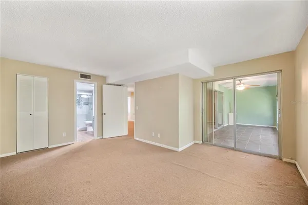 $75,000 | 400 El Camino Drive, Unit 202, Winter Haven, FL 33884