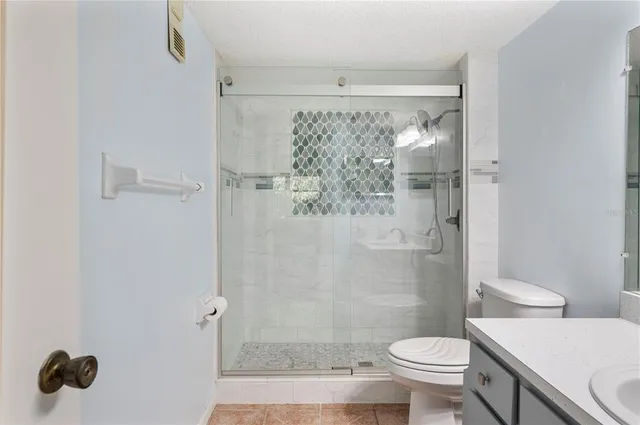 $85,000 | 400 El Camino Drive, Unit 202, Winter Haven, FL 33884