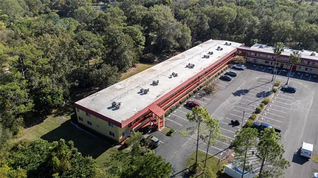 $85,000 | 400 El Camino Drive, Unit 202, Winter Haven, FL 33884