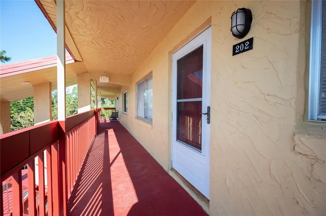 $85,000 | 400 El Camino Drive, Unit 202, Winter Haven, FL 33884