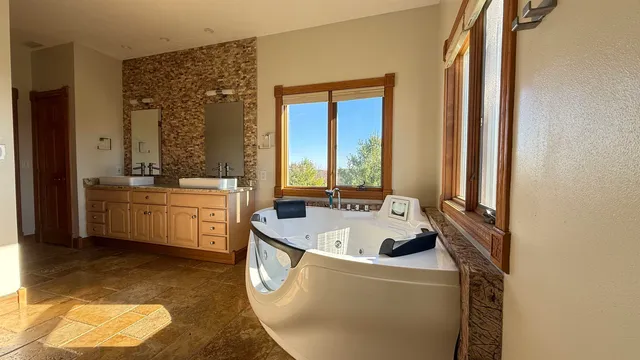 $735,000 | 3815 Gray Fox Run, Rockford, IL 61114