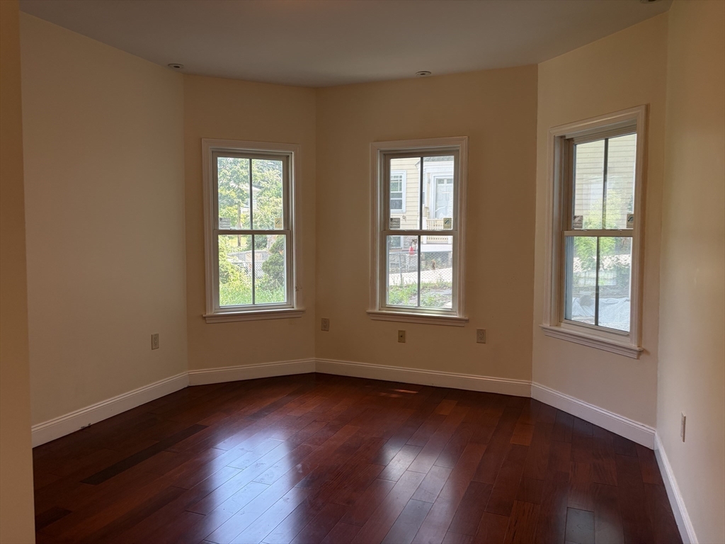 153 Walnut Street, Unit 1 Newton, MA 02460 - Photo 10 of 20