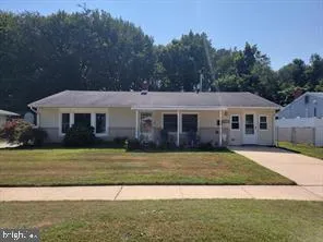 $2,600 | 96 Kenmar Drive, Newark, DE 19713
