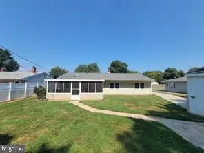 $2,600 | 96 Kenmar Drive, Newark, DE 19713