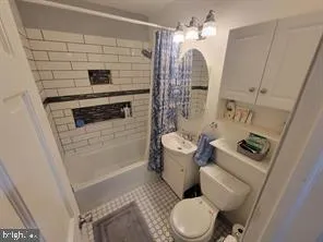 $2,600 | 96 Kenmar Drive, Newark, DE 19713